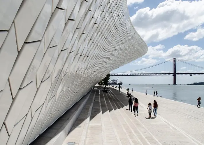 Appartamento Guestready - Spacious&modern In Belém! Lisbona